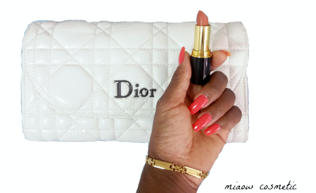 Dior pochette glamour.PNG