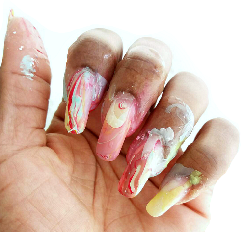 How to marble nails.PNG